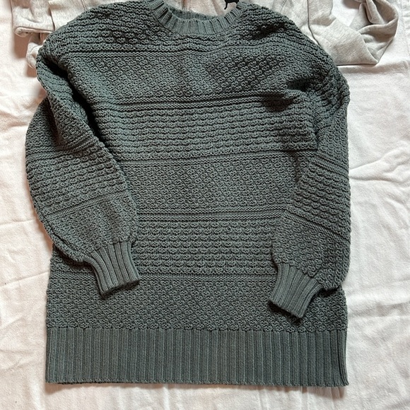 Long Sleeve Bundle- aerie Sweatshirt- Pink 3/4 Zip- American Eagle Knit Sweater - Picture 2 of 8